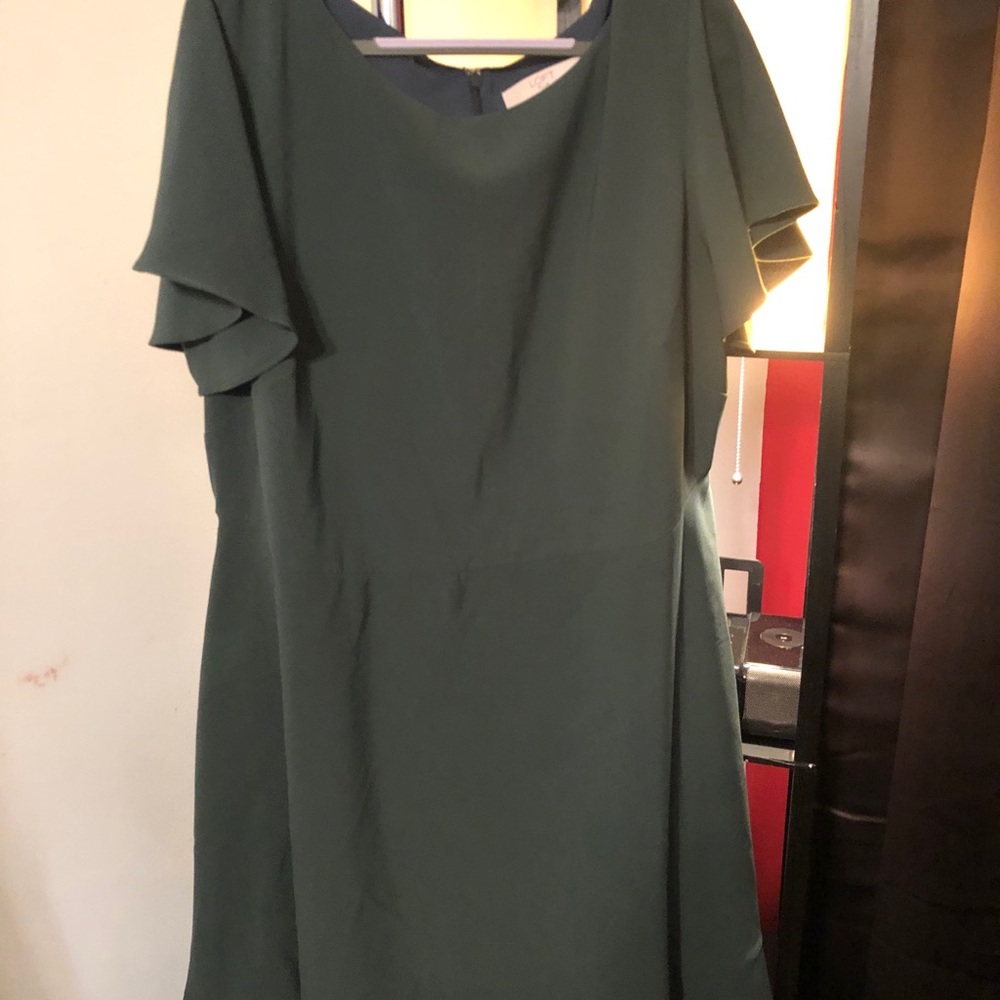 Dress - Picture 2 of 4